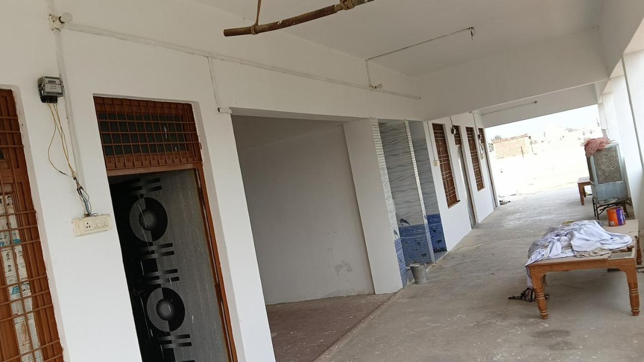 Savitri Garden Mayapuri Colony Chaatnag Road Jhunsi Prayagraj Jhusi المظهر الخارجي الصورة